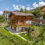 Le Papillon - Calm, Sunny, Spacious Dağ evi