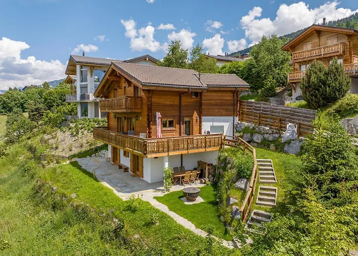 Le Papillon - Calm, Sunny, Spacious Dağ evi