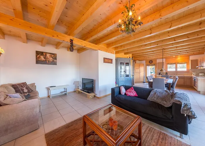 Le Papillon - Calm, Sunny, Spacious Dağ evi