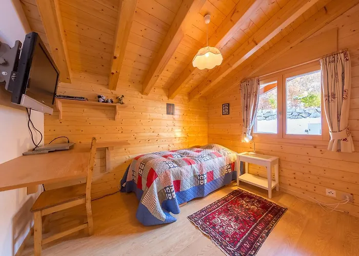 Le Papillon - Calm, Sunny, Spacious Dağ evi *