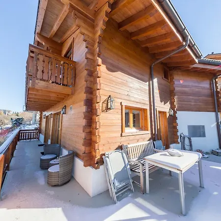 Le Papillon - Calm, Sunny, Spacious 샬레 넨다즈